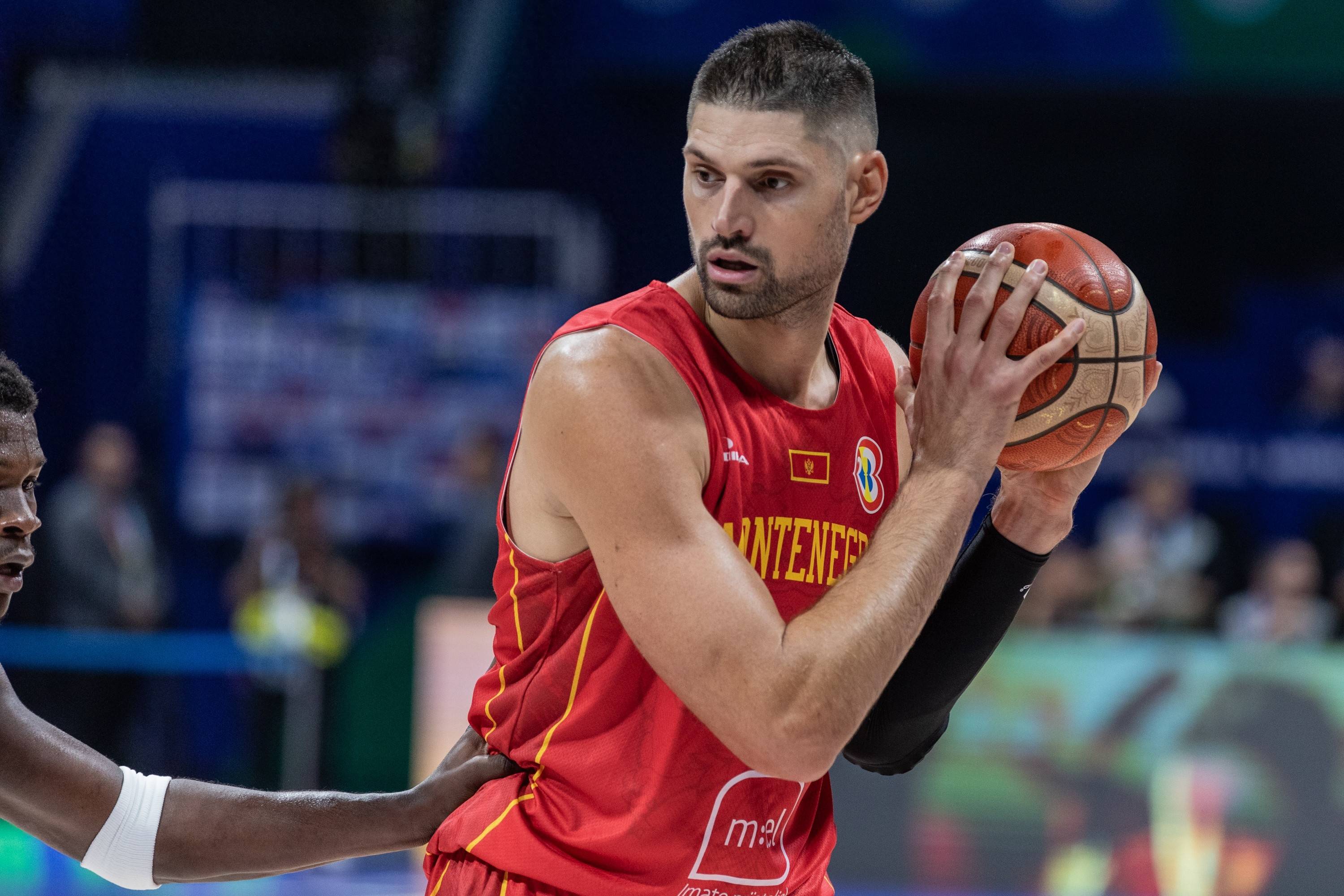 湖人轻取猛龙,武切维奇扛起全队 湖人轻取猛龙,武切维奇扛起全队