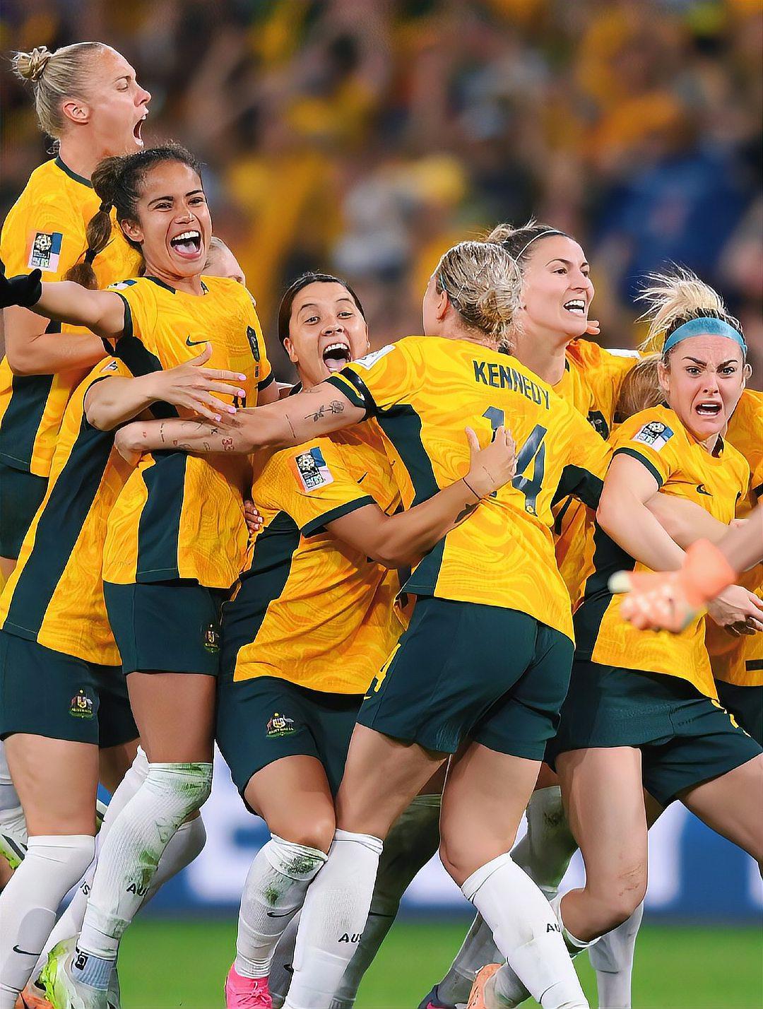 法国队鏖战泰国队，李梓嘉统治全场