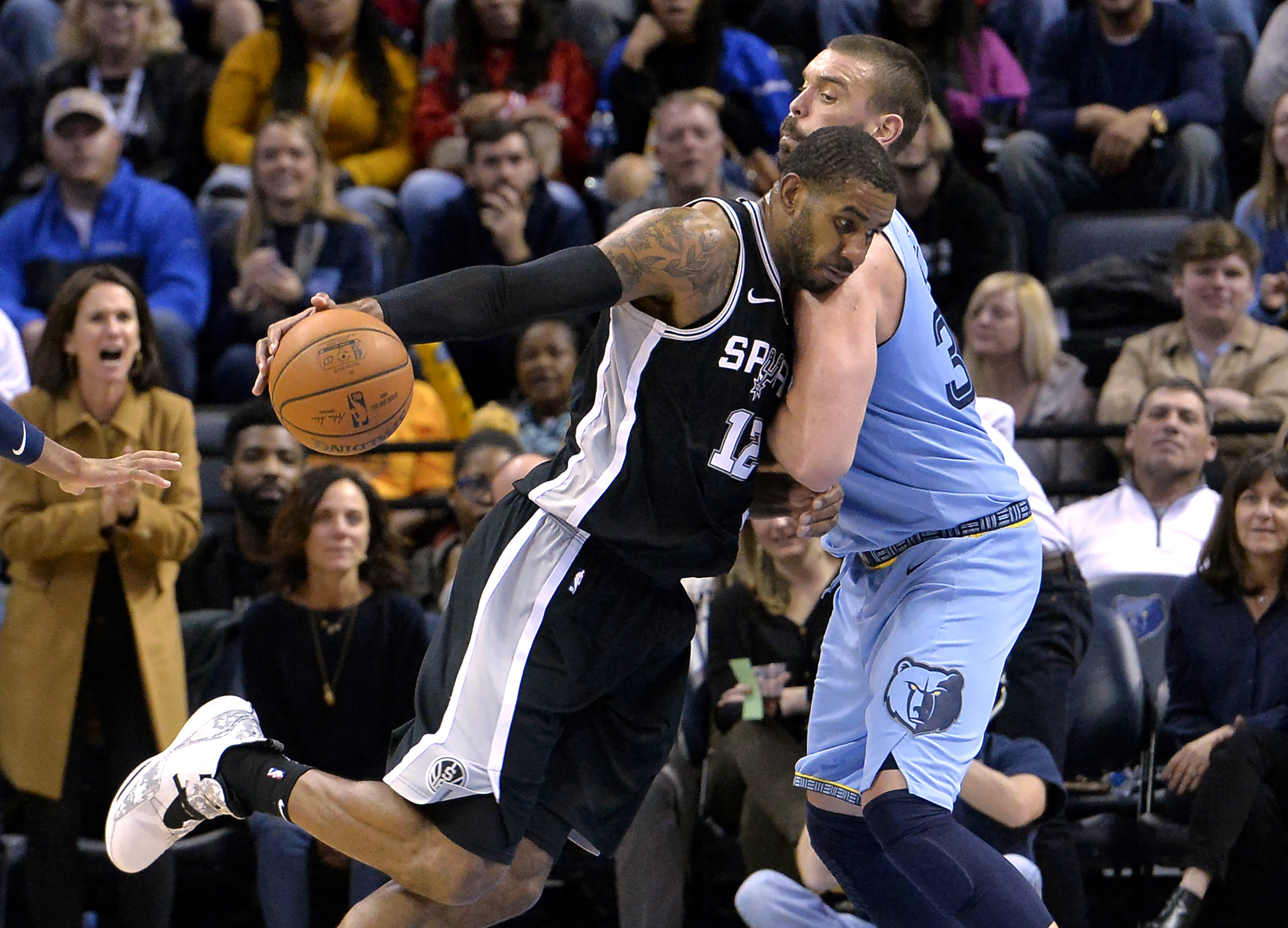 灰熊翻盘马刺，麦科勒姆刷新纪录