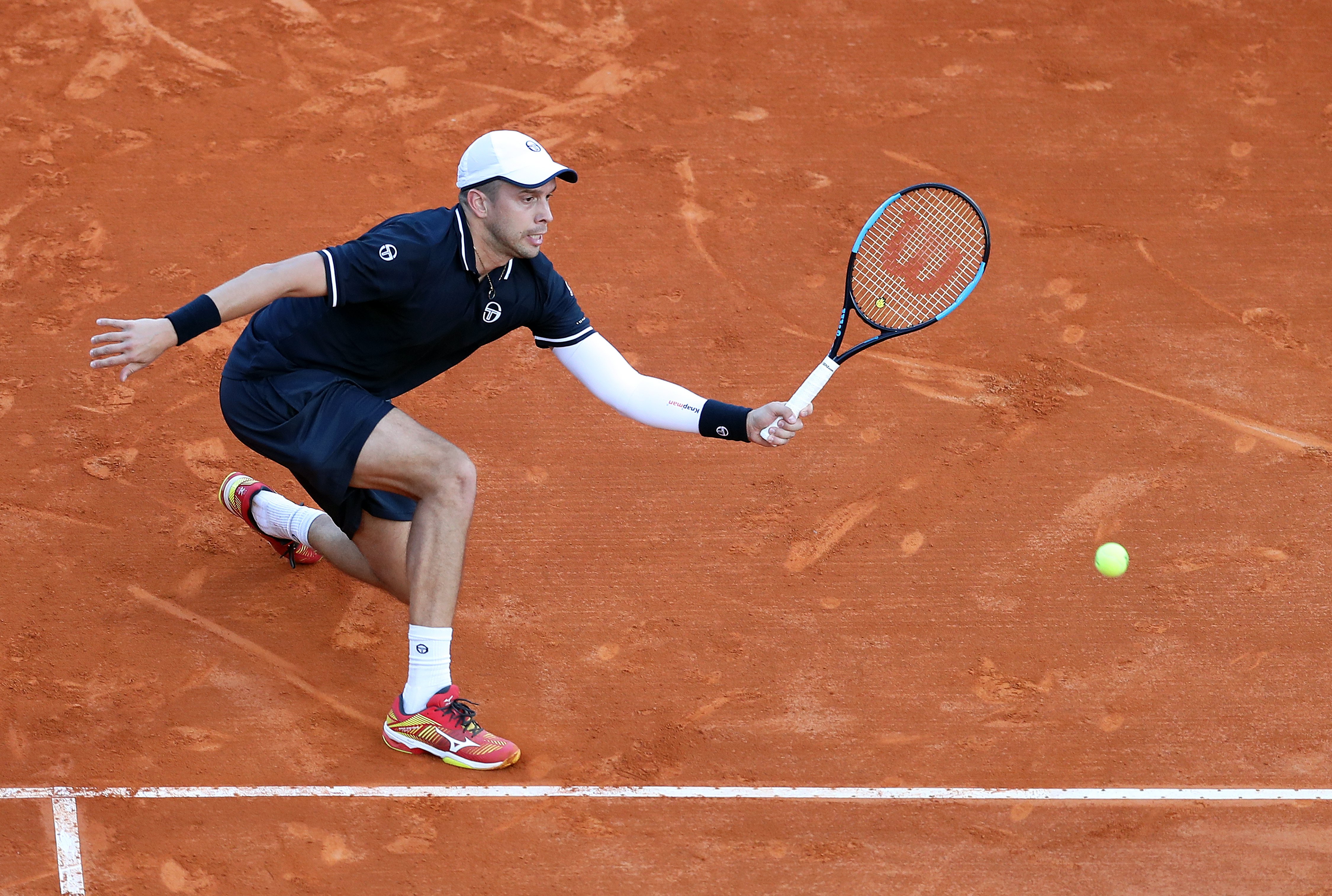 蒙特卡洛大师赛绝杀美网，兹维列夫统治全场