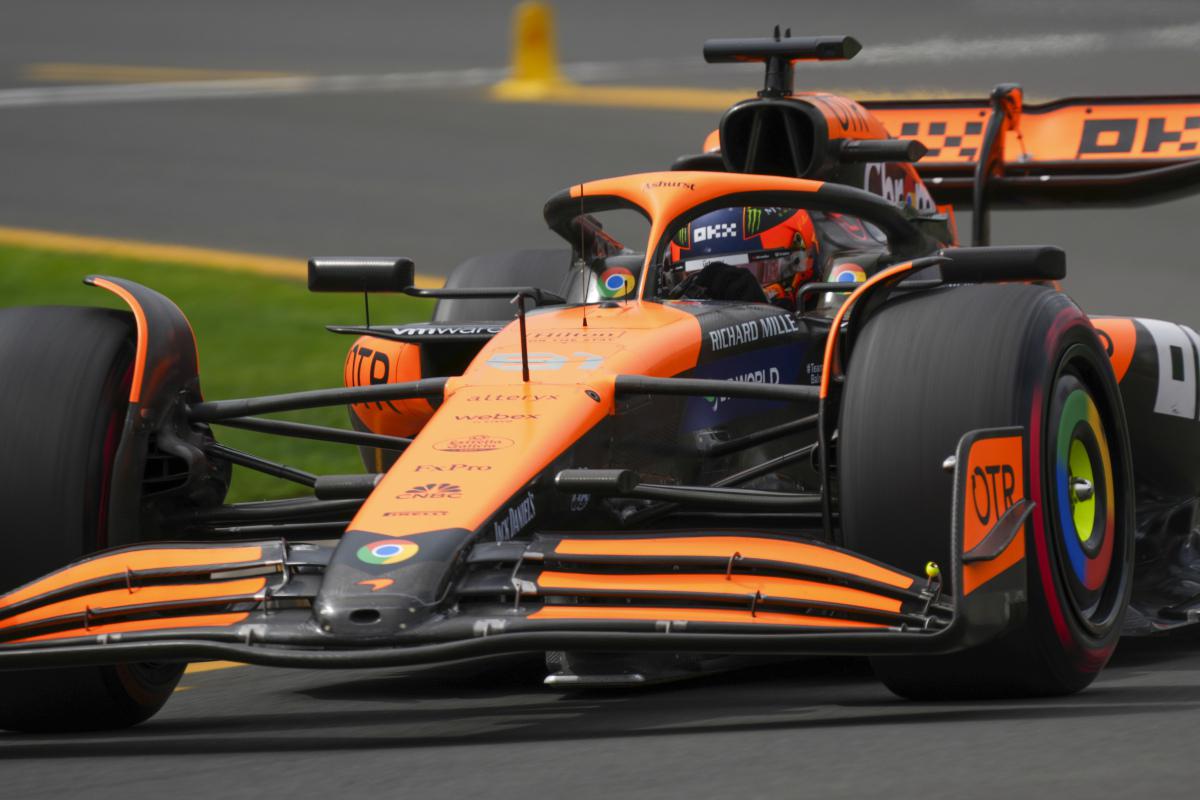 雷诺车队轻取阿斯顿马丁，汉密尔顿高光表现