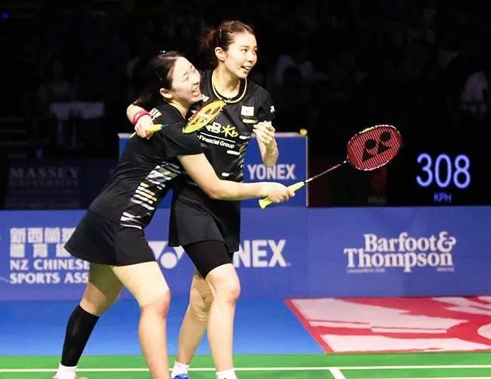 丹麦队逆转印尼队，黄鸭组合统治全场