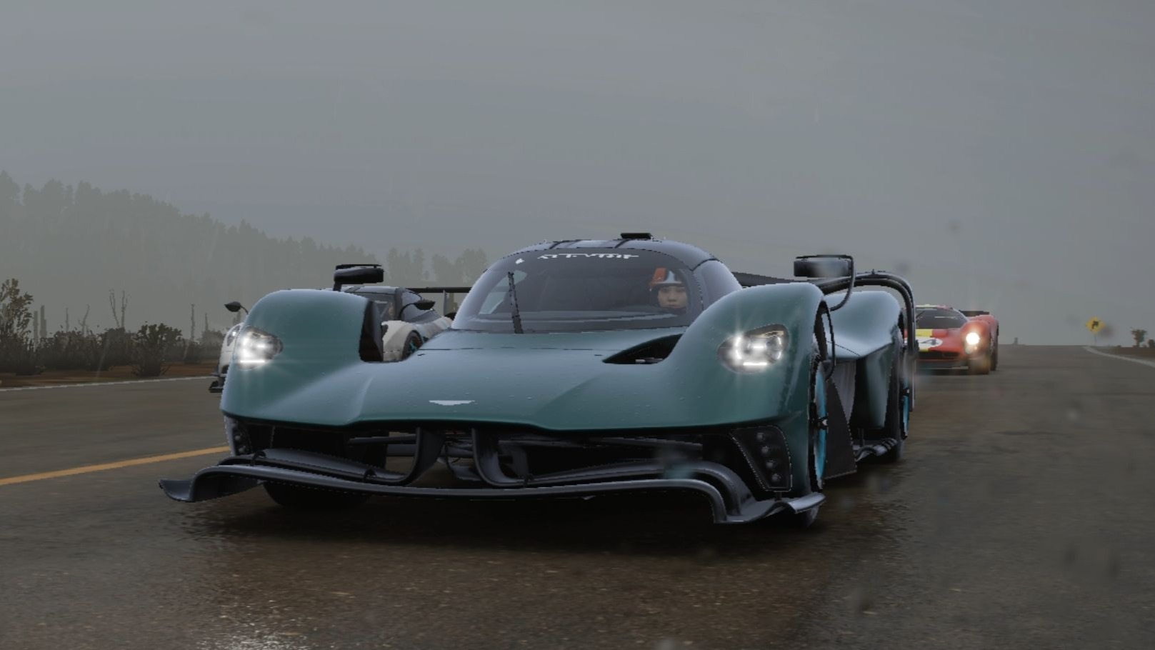 阿斯顿马丁横扫雷诺车队，皮亚斯特里惊艳四座