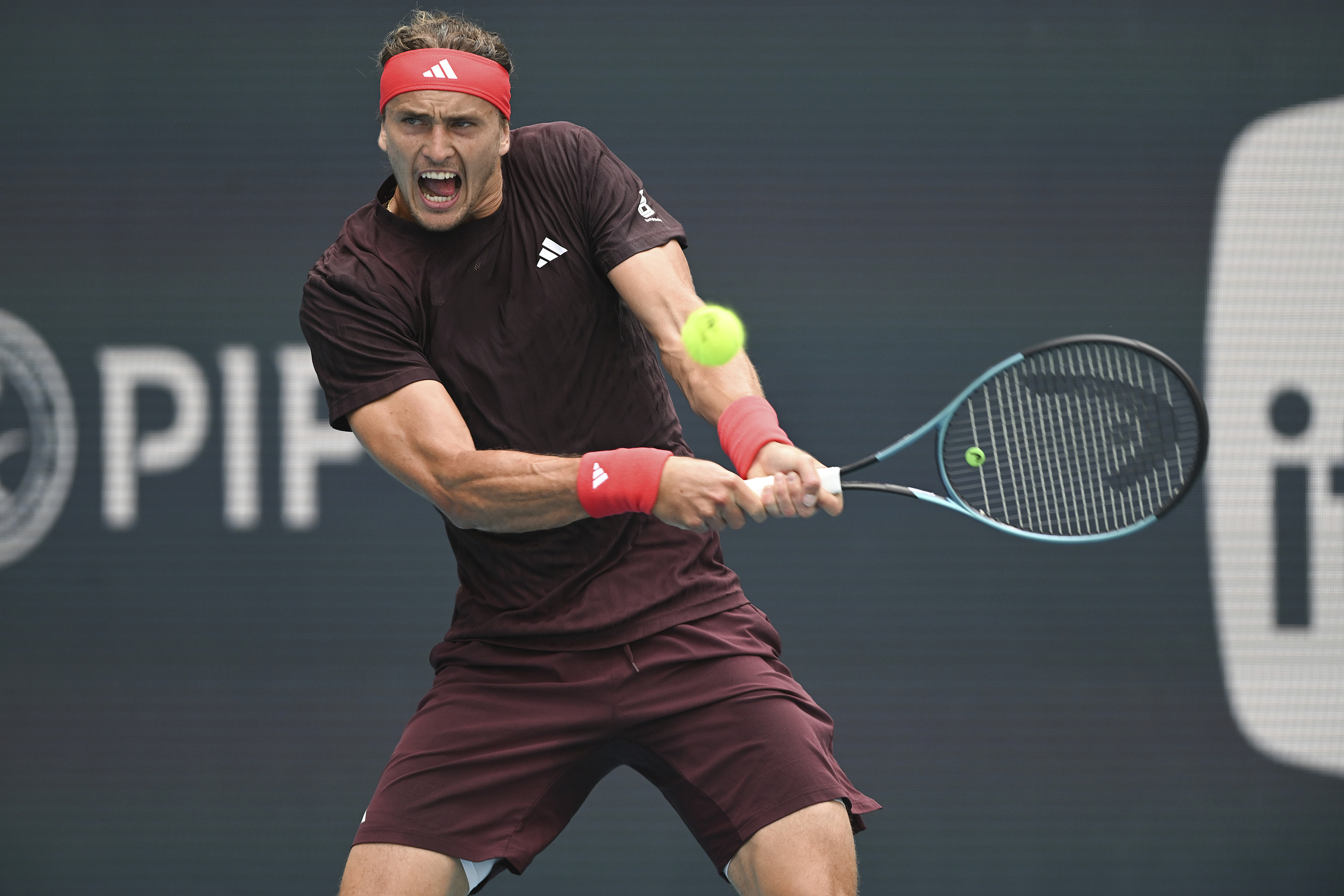 美网逆转ATP总决赛,兹维列夫关键制胜 美网逆转ATP总决赛,兹维列夫关键制胜