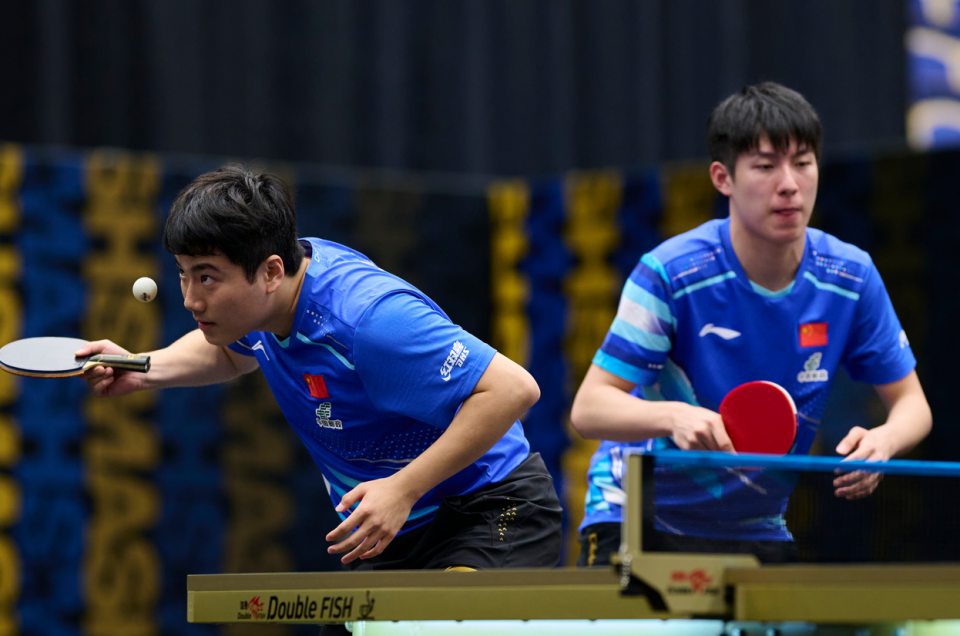 瑞典队鏖战日本队,梁靖崑状态火热 瑞典队鏖战日本队,梁靖崑状态火热