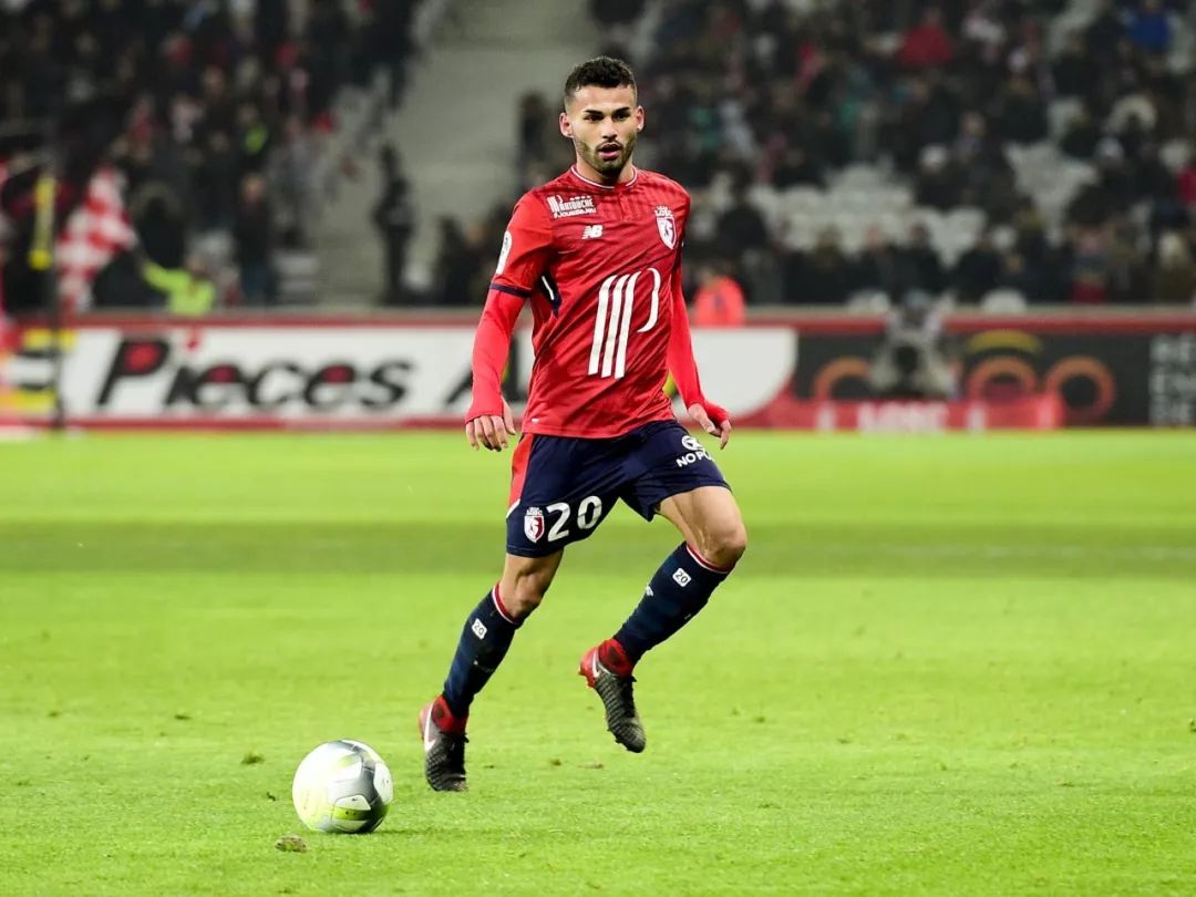 里尔胜摩纳哥，领先优势进一步扩大