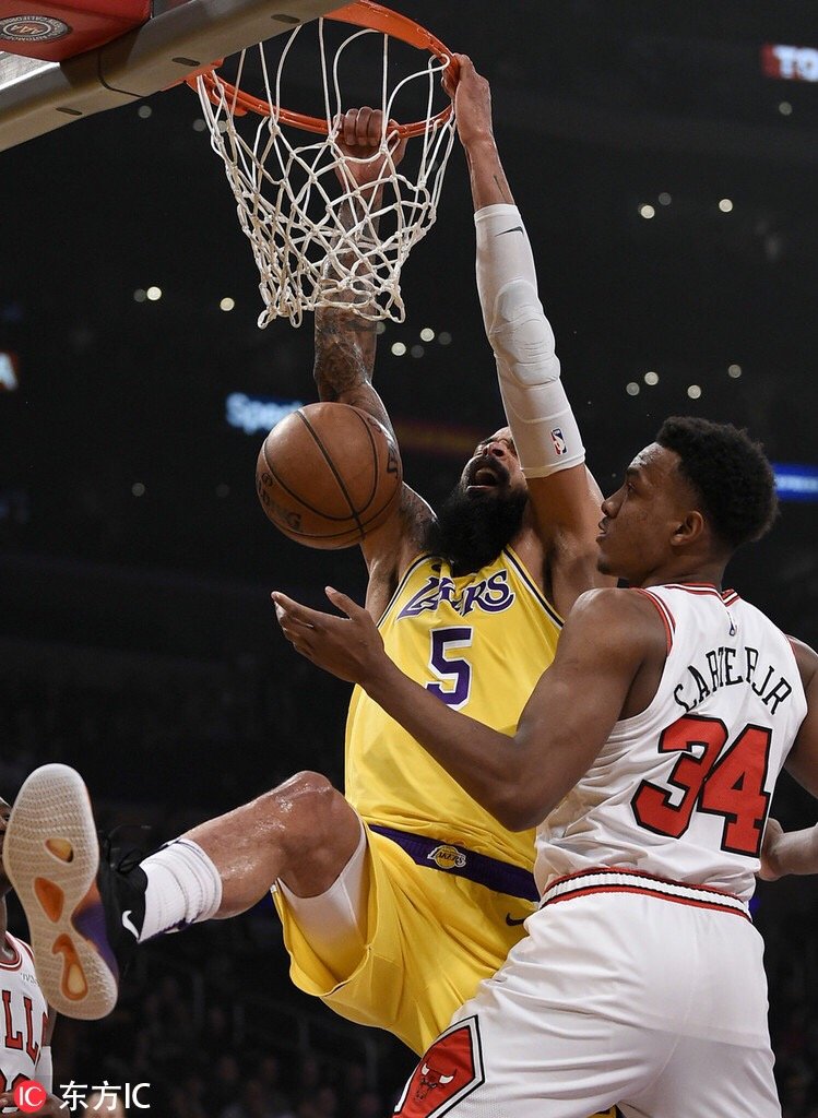 佛罗伦萨客场击败都灵，结束两连败