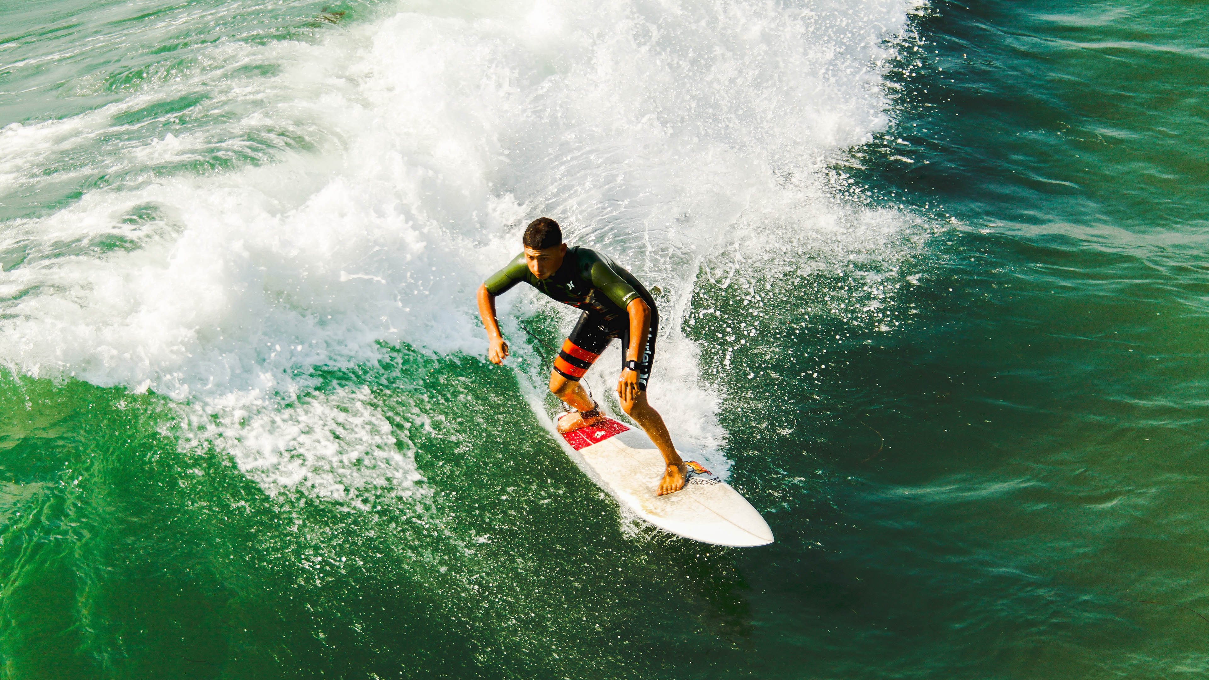 辽宁队击败黄蜂，贝恩成为关键先生