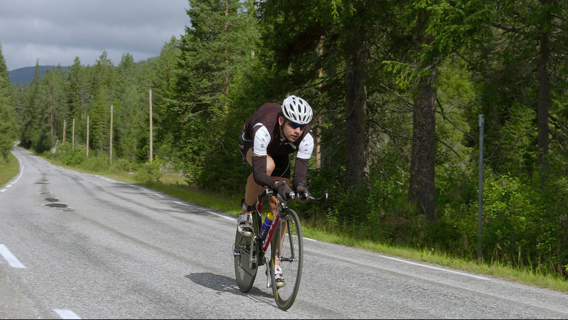 世界排名争夺战之夜，阿坎吉防守端锁死对手，铸就钢铁防线