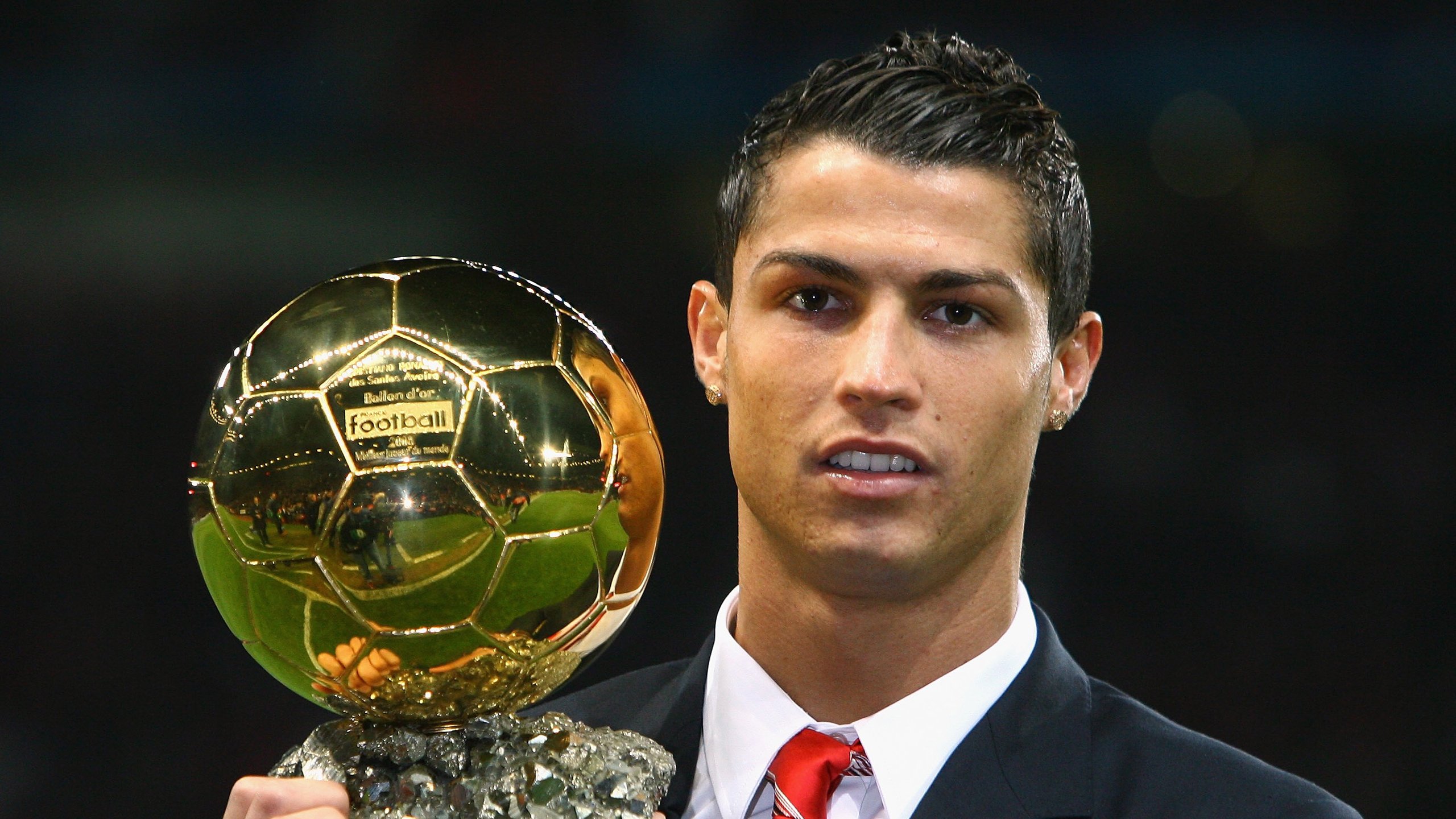 冰岛式坚韧与基米希的统治力,当战术纪律遇上个人英雄主义