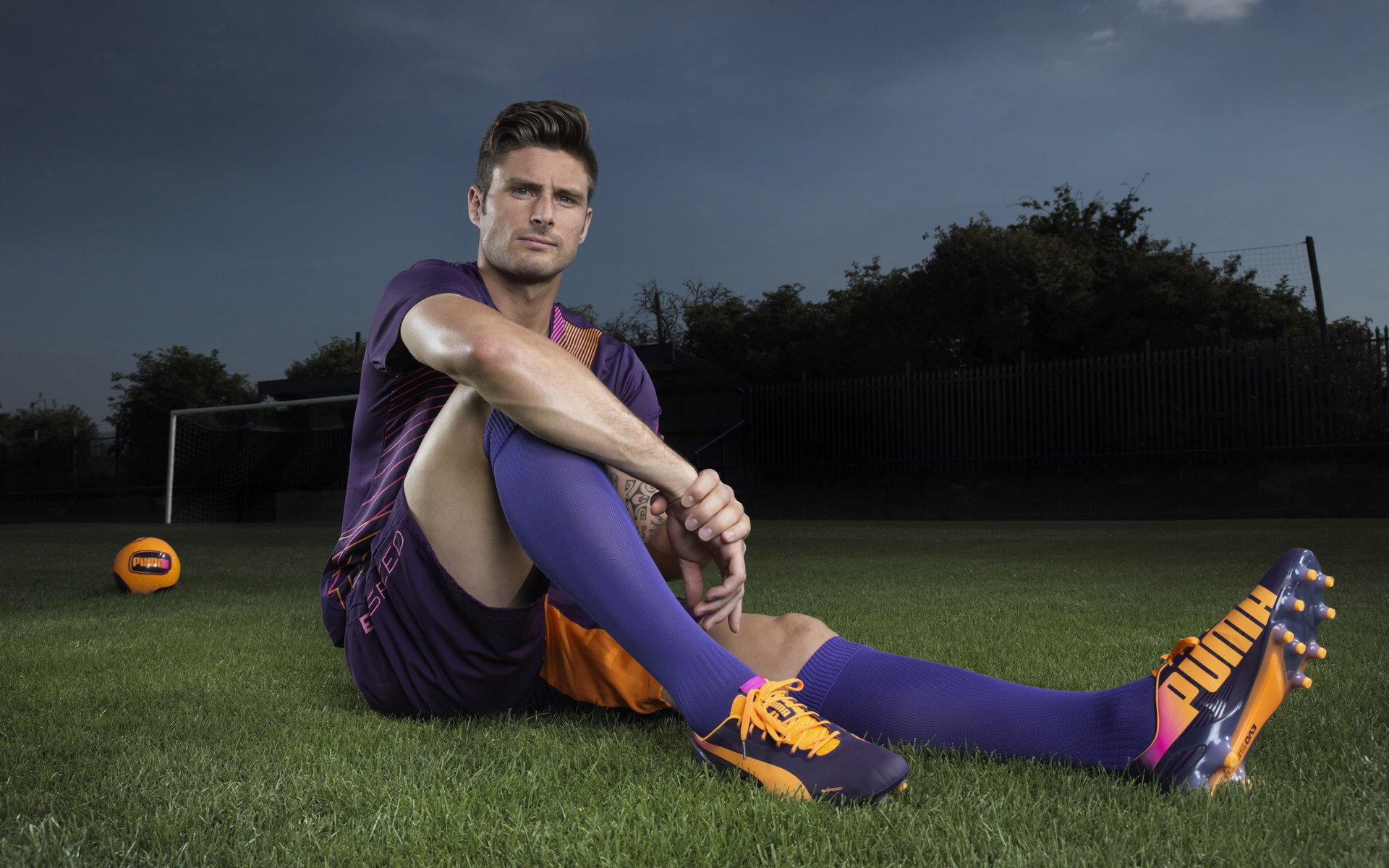 引擎的咆哮，周冠宇统治全场，阿斯顿马丁鏖战法拉利